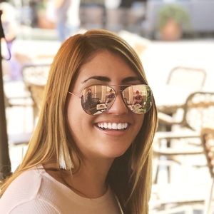 Meet your Posher, Allison